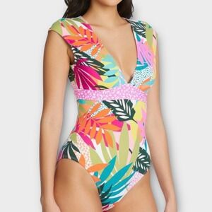 BLEU Rod Beattie Wild At Heart Colorful Print
Cap Sleeve OnePiece Mio Swimsuit 8